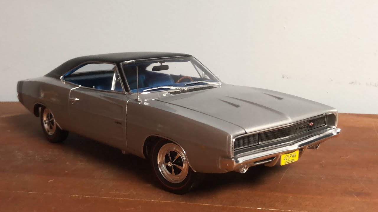 Auto World 1/18 1968 Dodge Charger review