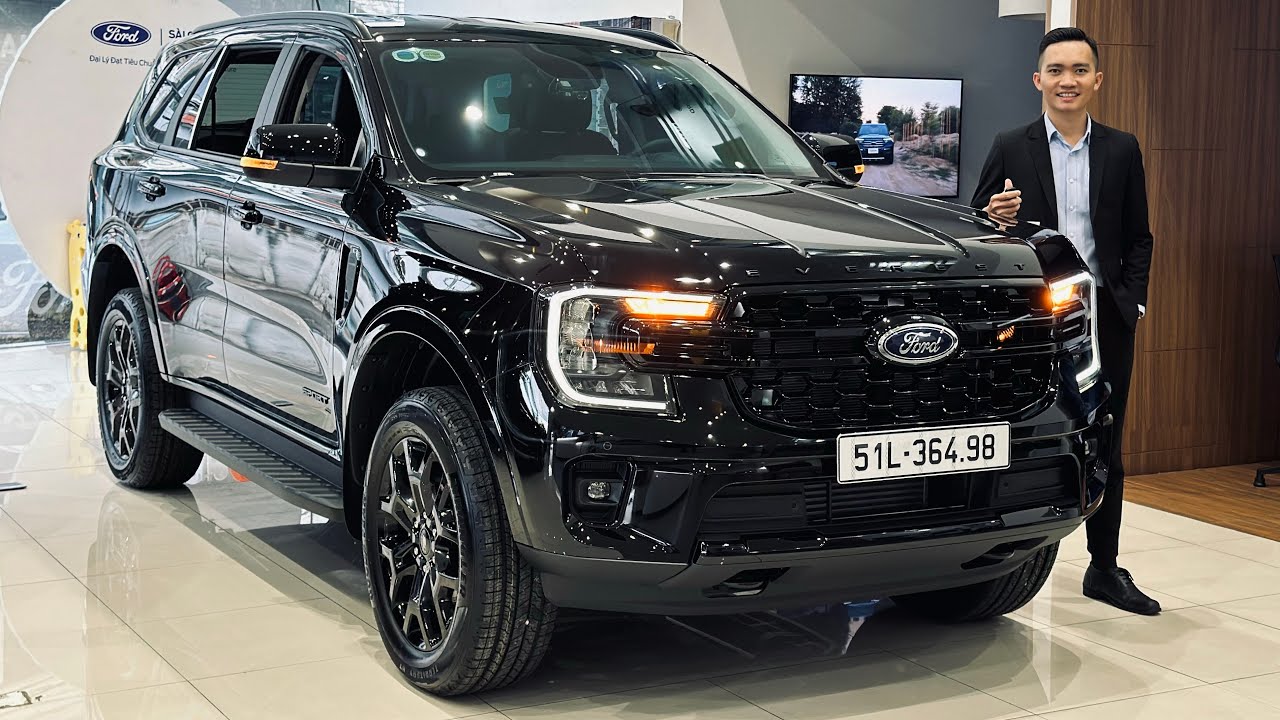 FORD EVEREST SPORT, Phiên Bản Chuẩn Và Hợp Lí Nhất Phân Khúc, Giảm Ngay Chục Triệu Đồng, Xe Sẳn !!!