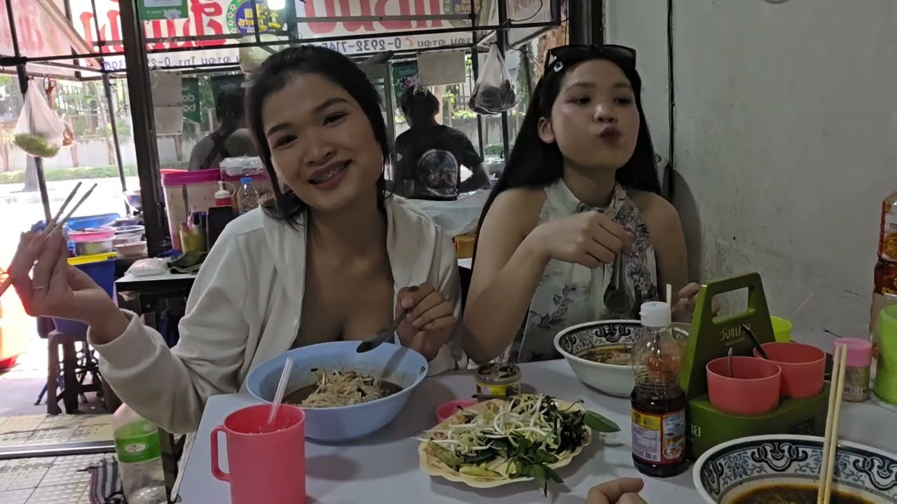เส้นทางชีวิต อลิสาสาวลาวที่ทํางานใน ประเทศไทย