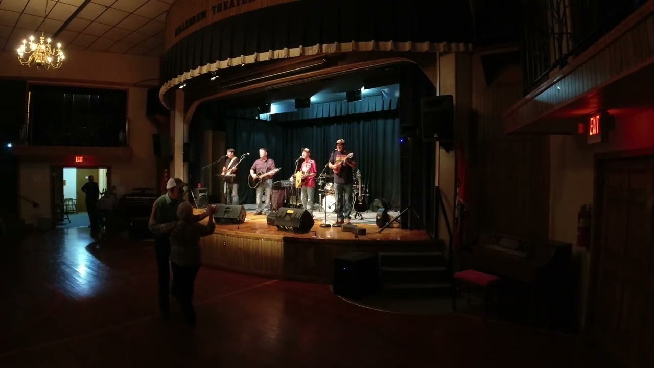 Two Dozen Roses   Kickin  Kountry Band Reunion