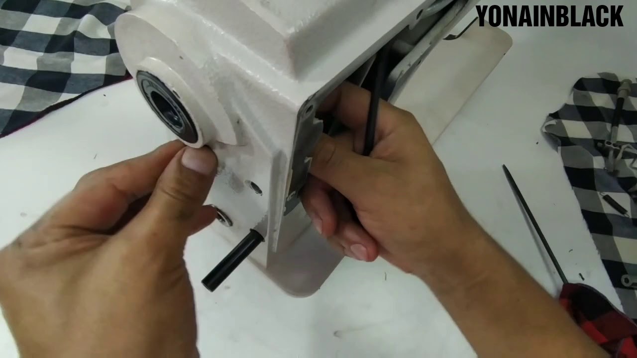 Mantenimiento m&aacute;quina recta industrial
