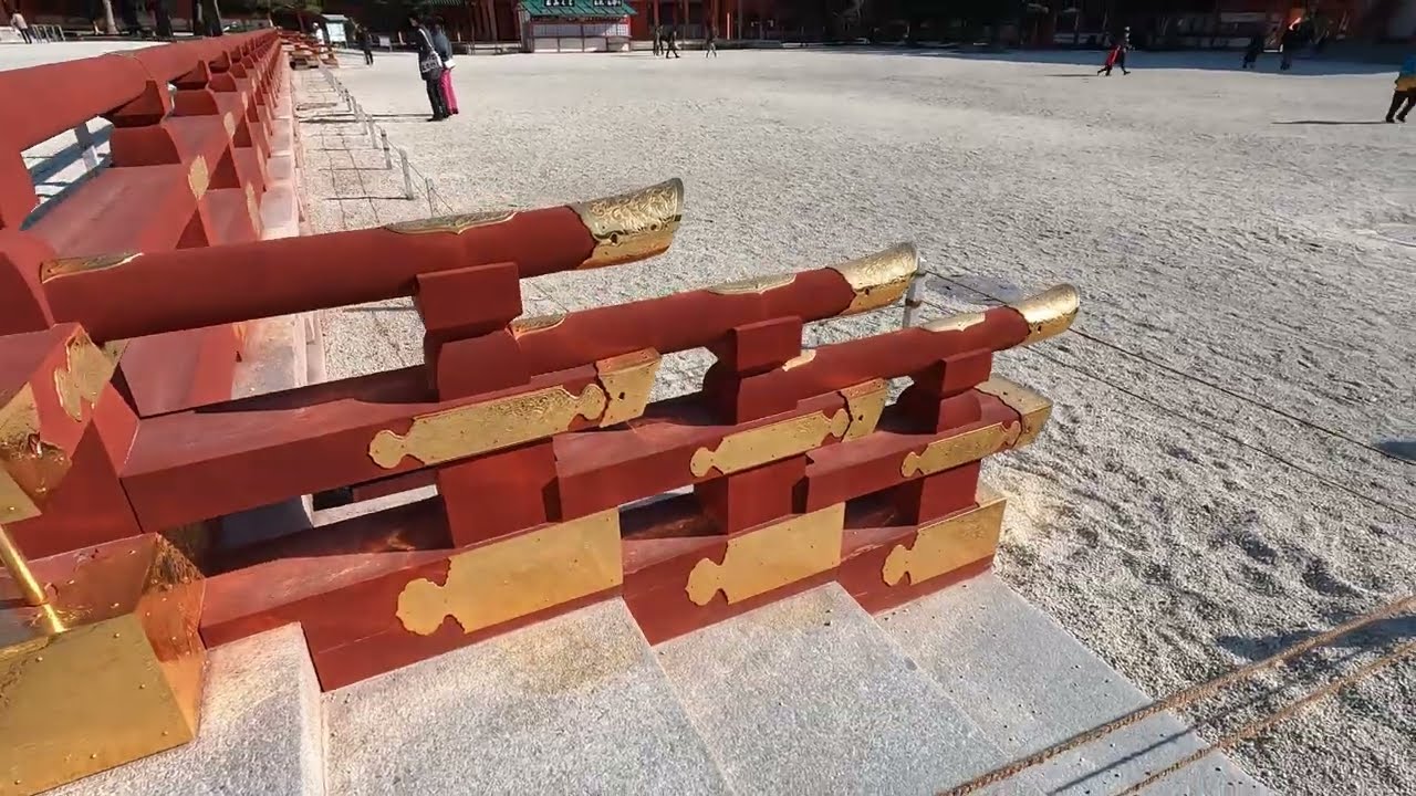Kyoto's Spiritual Heart: Heian Jingū and Chionin Temple