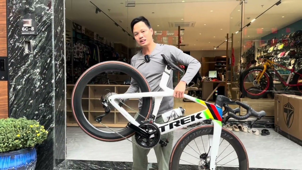 Xe đạp Trek gen 7 Ráp theo yêu cầu khách cấu hình full Shimano 105 R7120 12 líp 