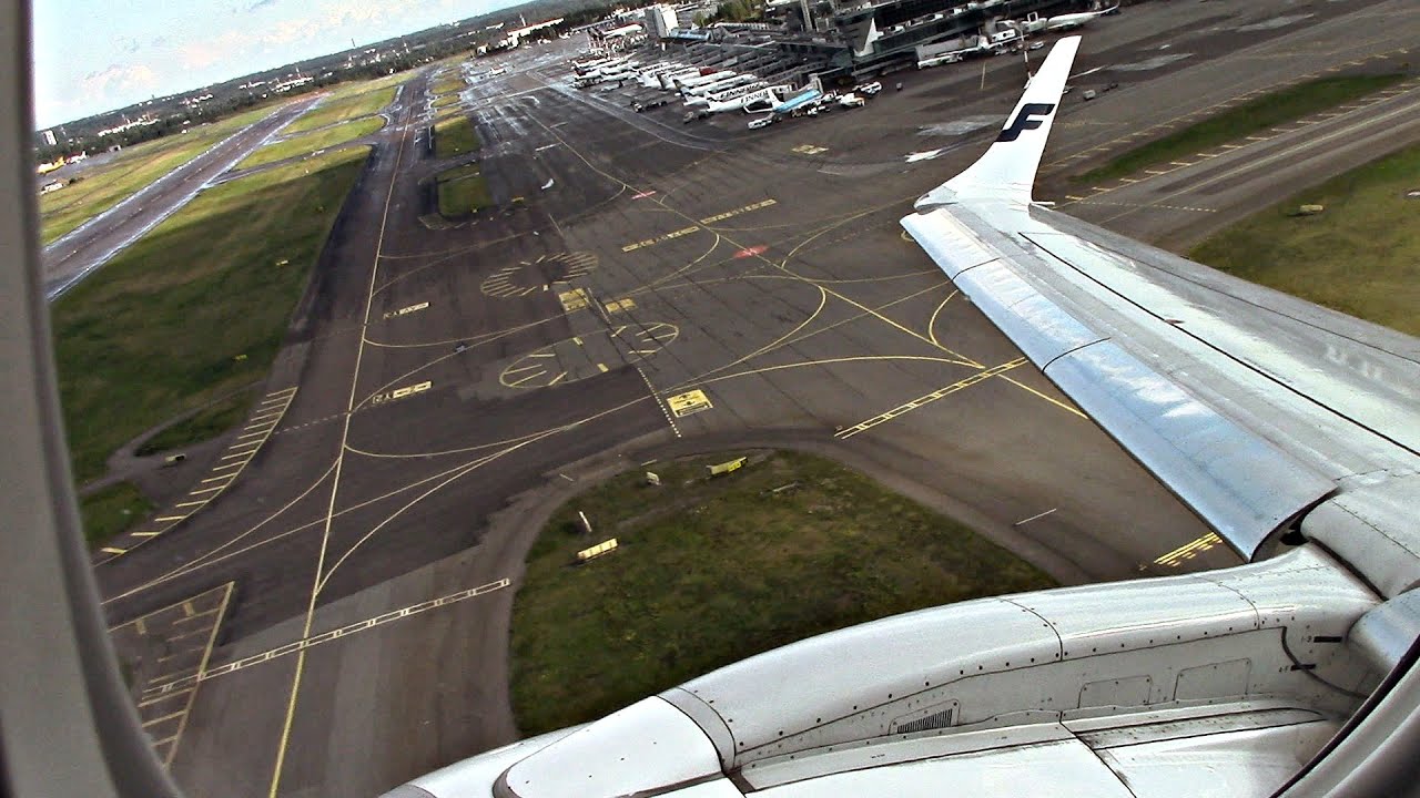 Finnair Embraer ERJ-190 rocketing out of Helsinki - Breathtaking view! [FullHD 1080p]