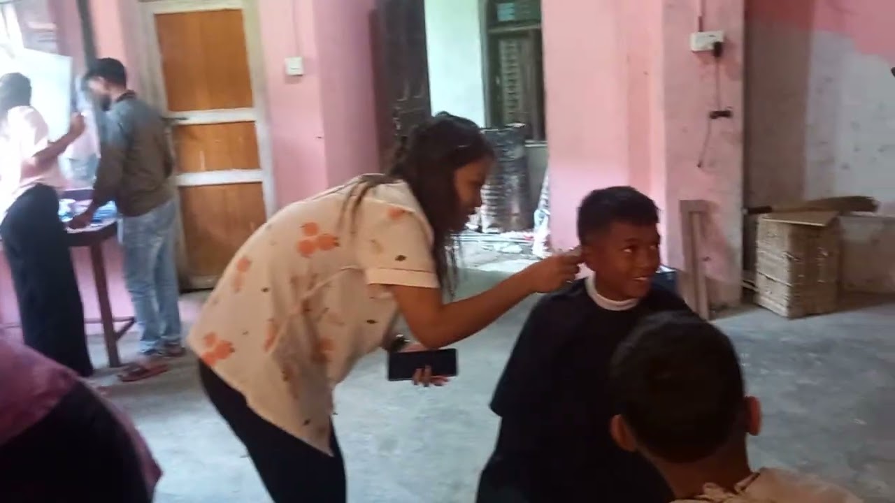 Haircut training #haircare #hairset #barbershop #barberlove 