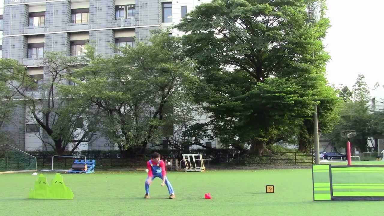 Super Mario ball juggling