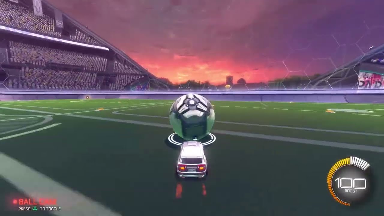 Playing Rocketleague Silver/Gold gameplay
