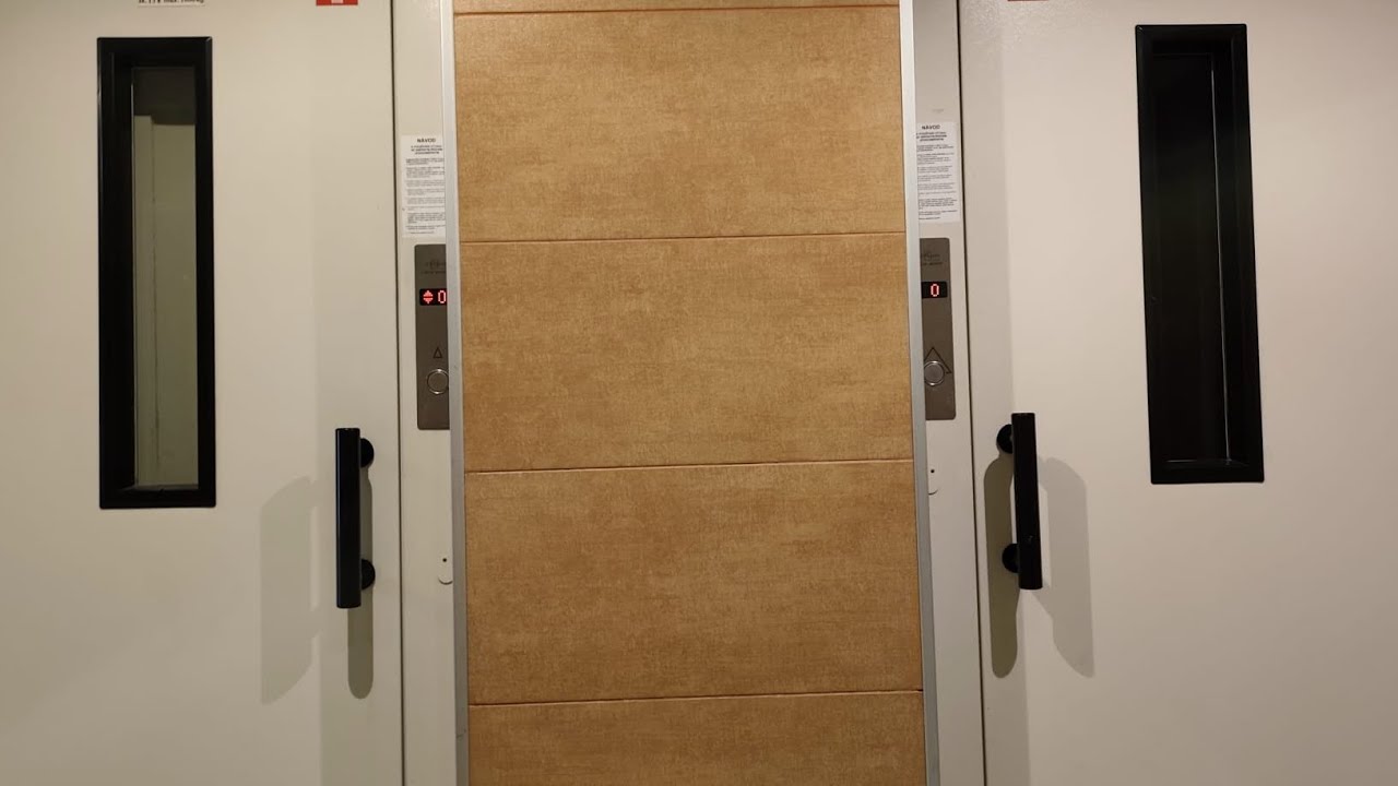 Two 2010 Výtahy Velké Meziříčí traction elevator ride! (Oblá 54-Brno,Czechia🇨🇿)