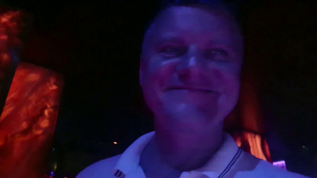 Ночные клубы Салоу.Куда пойти в Салоу. Tropical Salou.SPAIN