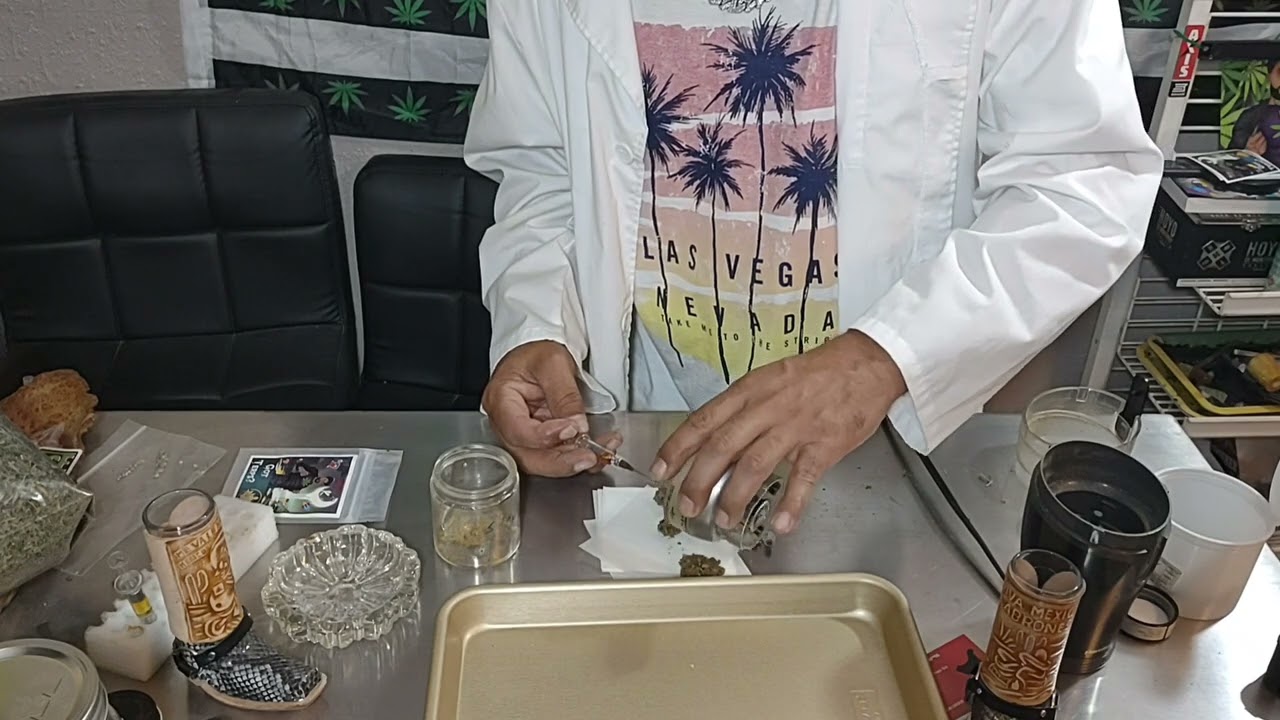 Making moon rock with trash or cheap as possible ingredients, this is NOT a how to!
