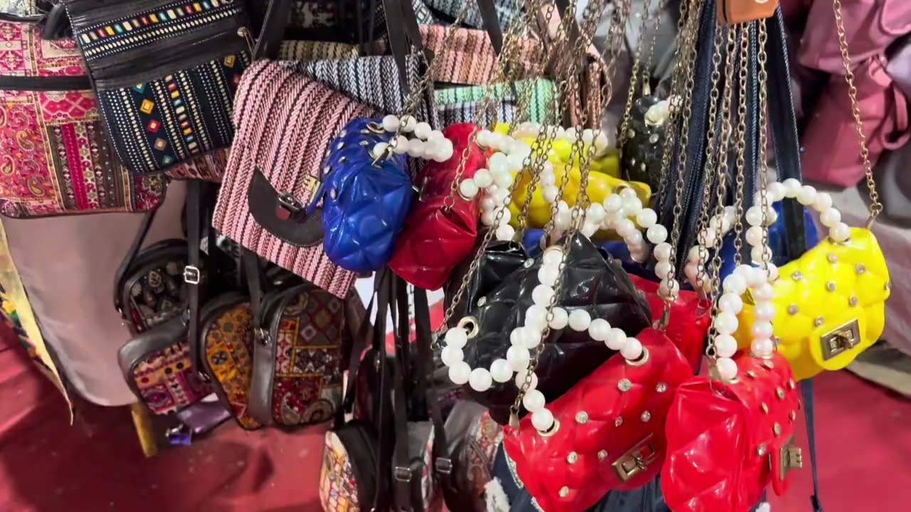 Onam Fest 2025 @ Marinedrive | Street shopping at marinedrive cochi #onamfest #marinedrive #shopping