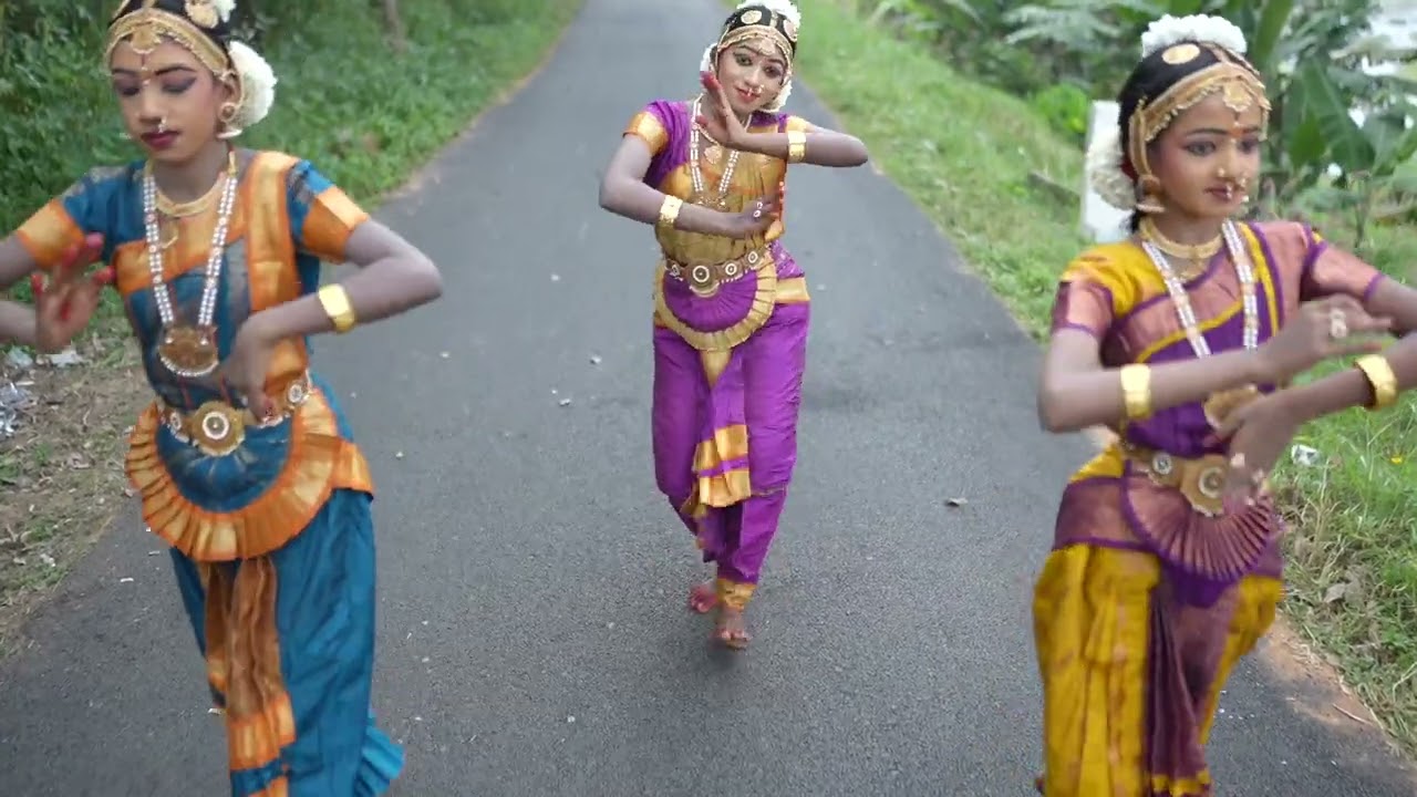 ALAYPAUTHE KANNA BHARTHANATYAM DANCE