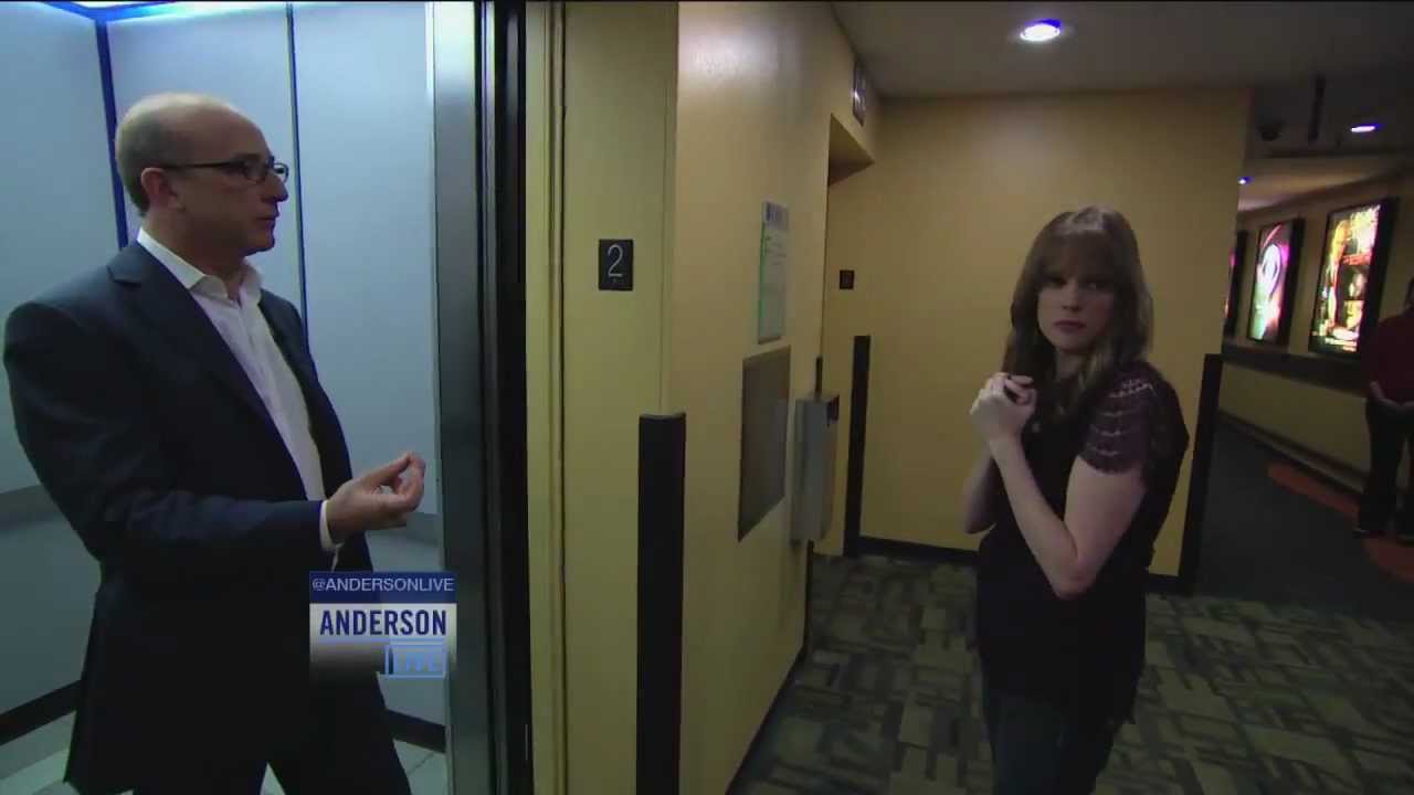 Woman With Extreme Phobia Gets Hypnotized