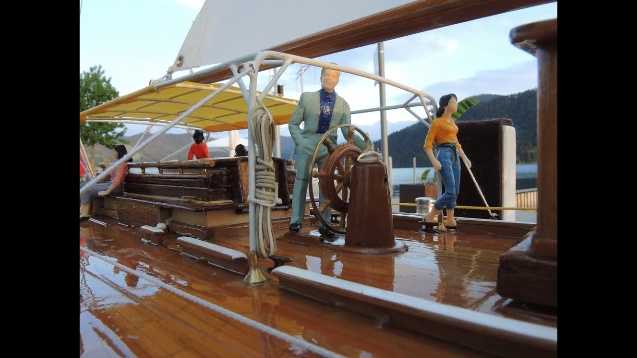 RC - Segelschiff  / Jungfernfahrt der Shamrock 1934
