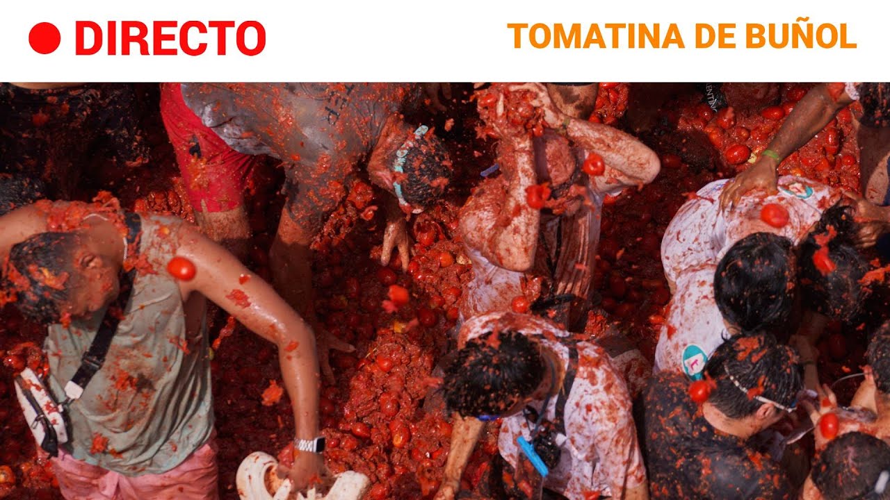 TOMATINA: BUÑOL celebra su gran BATALLA con 120.000 KILOS DE TOMATES | RTVE Noticias