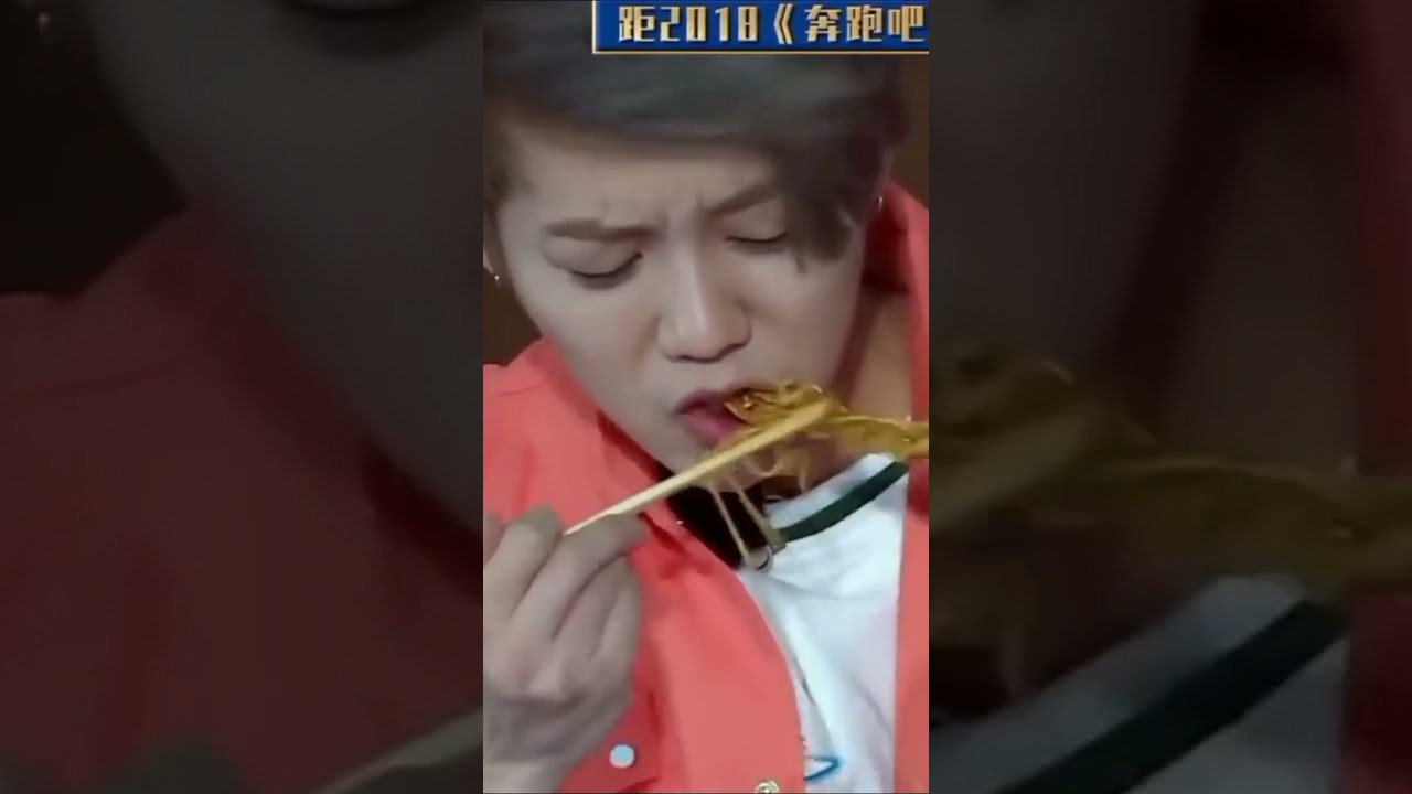 Poor Luhan 😂