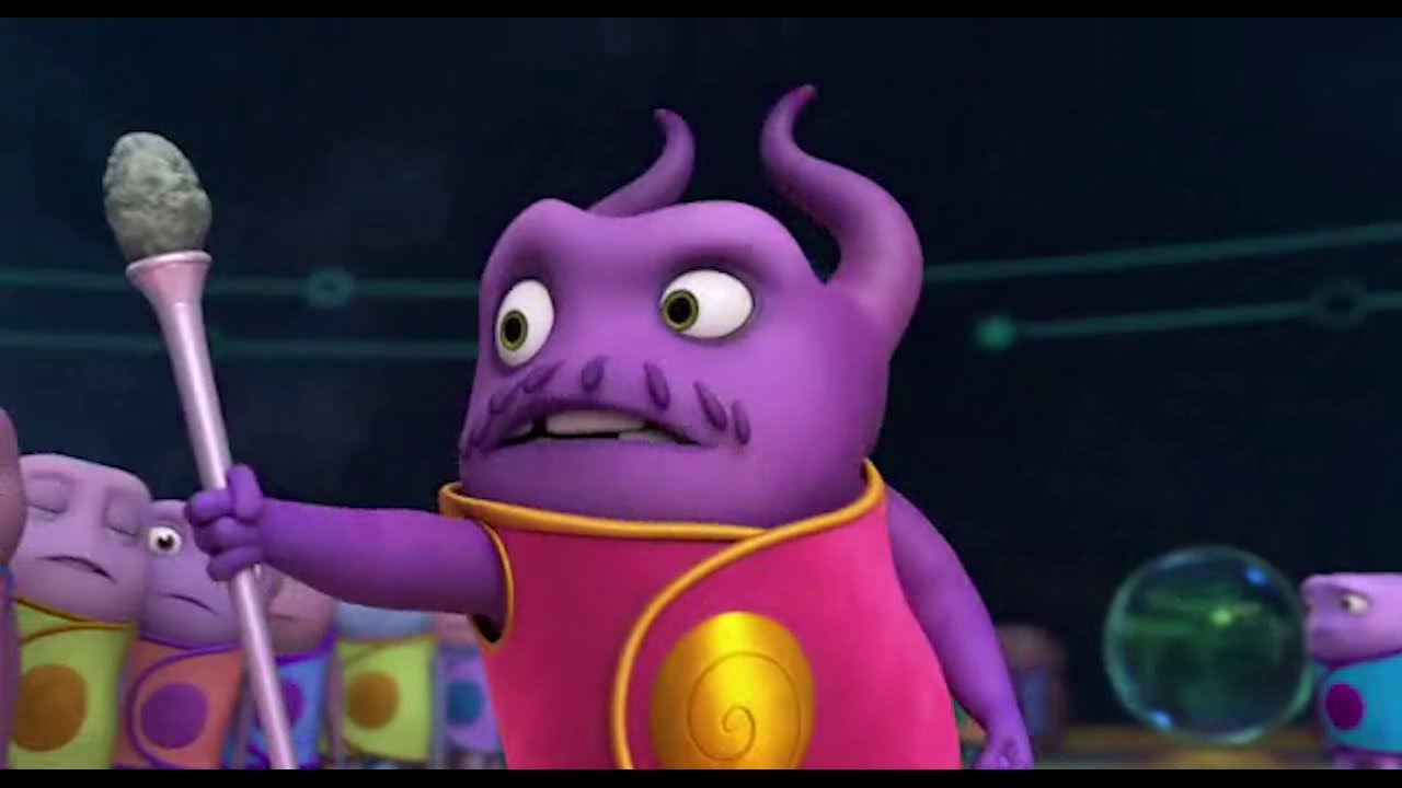 Home movie, best shushing moments of Captain Smek😂🤣