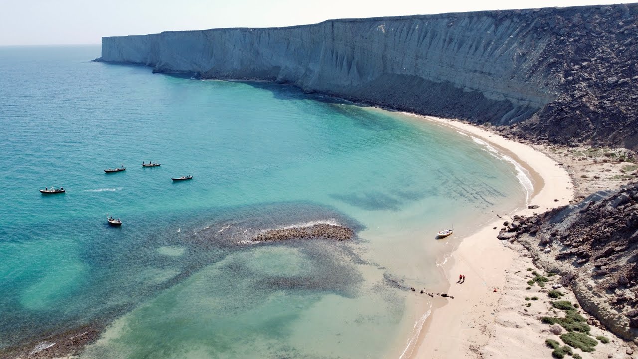 THE TIDE KEEPERS  (A Documentary Film Based on the Life of Fishermen in Gwadar)
