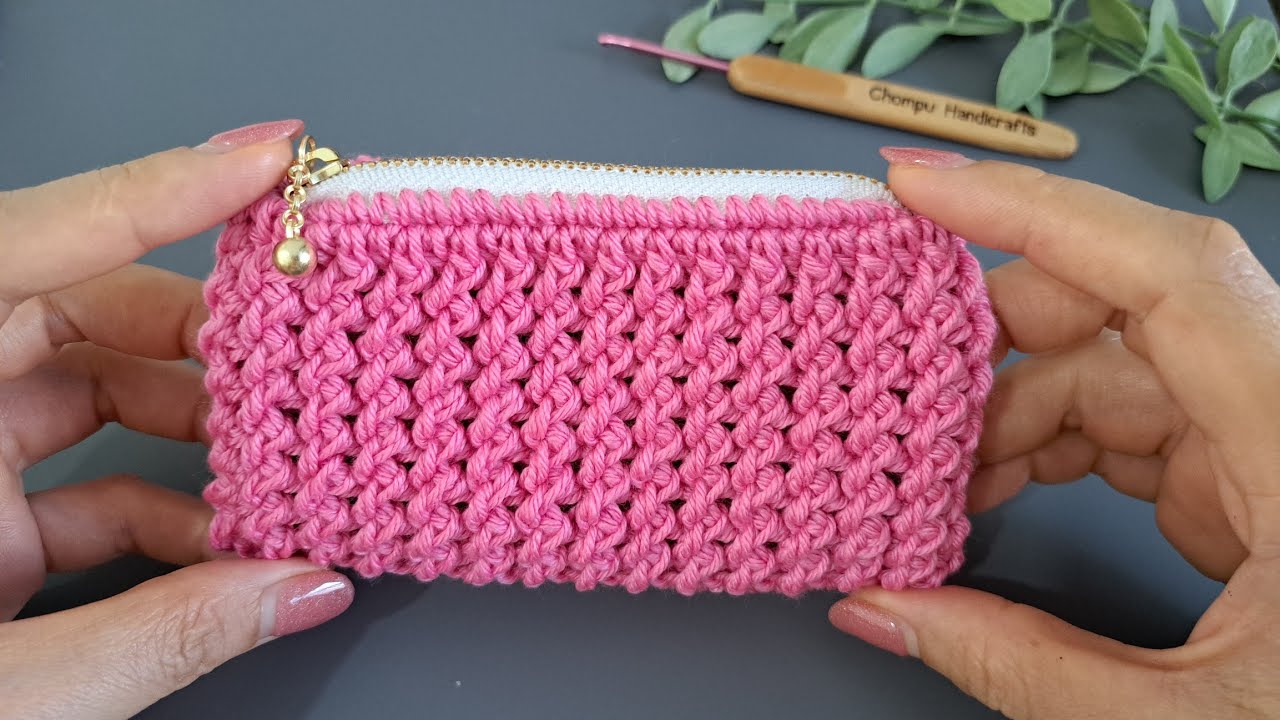Easy! 🌸DIY 🌸 How to crochet mini coin purse with zipper. 🌸 Step by step crochet tutorial 🌸