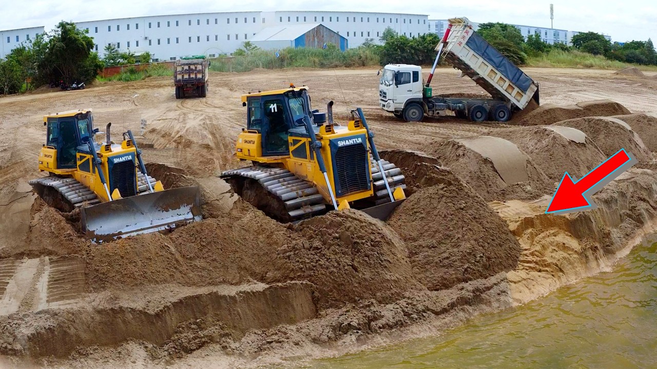 Wow!! Impressive Landfill!!! SHANTUI Bulldozer Transforming a Landfill Dumping & Dozer in Action!