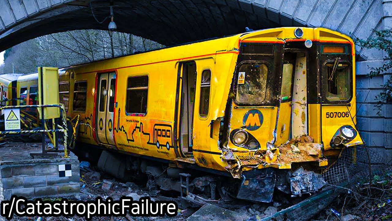 r/CatastrophicFailure | Worst First Day Ever