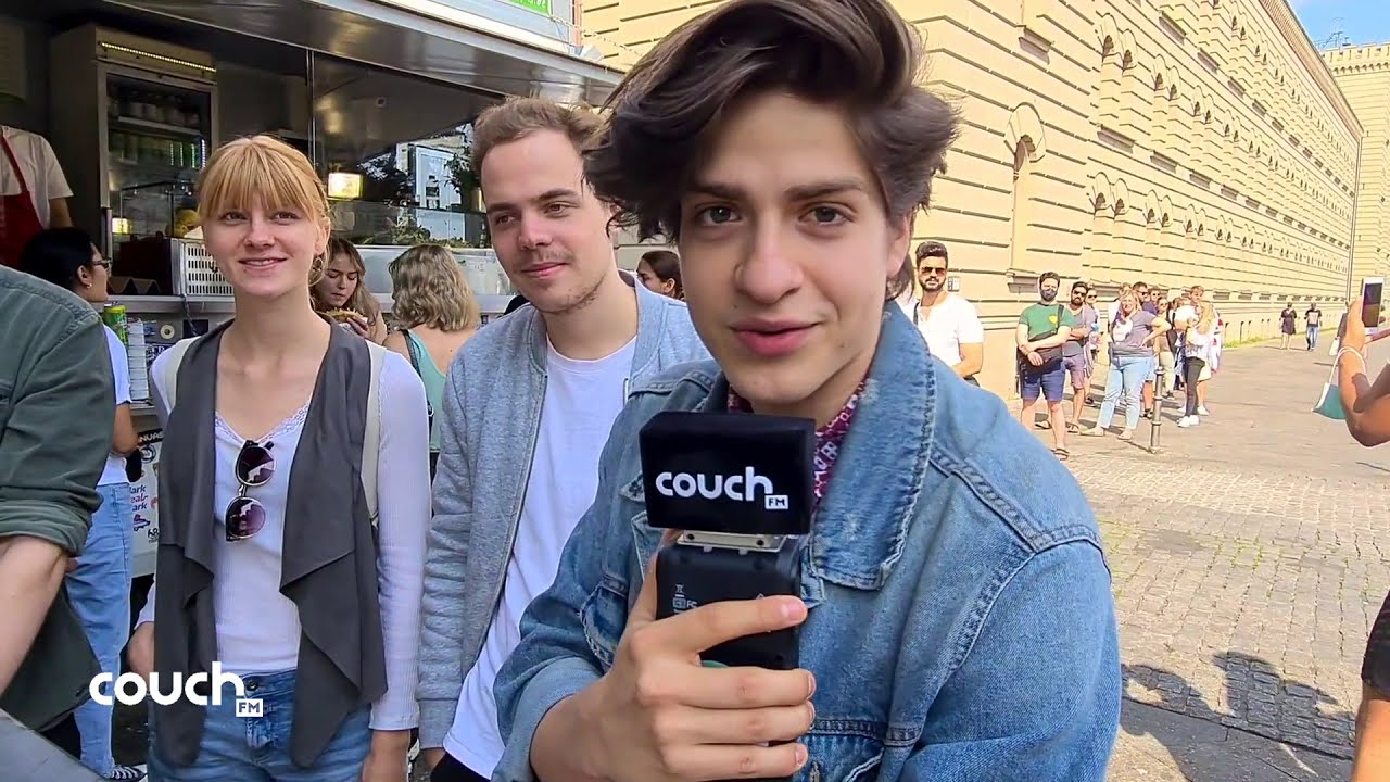 Wie gut ist Mustafa's Gemüse Kebap wirklich?! | couchFM eats