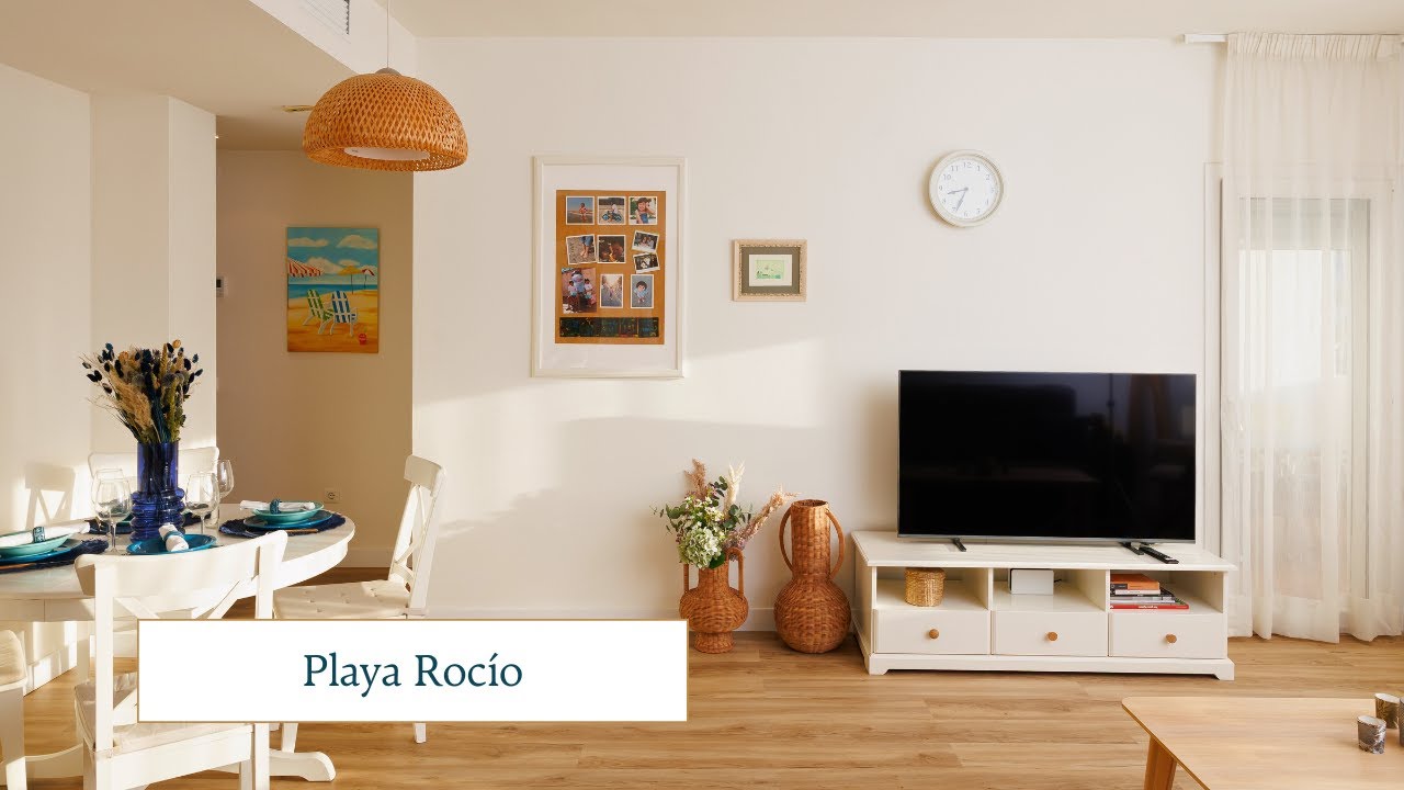 Beachfront Apartment in Puerto Ban&uacute;s: Playa Roc&iacute;o | Marbella Ban&uacute;s Suites