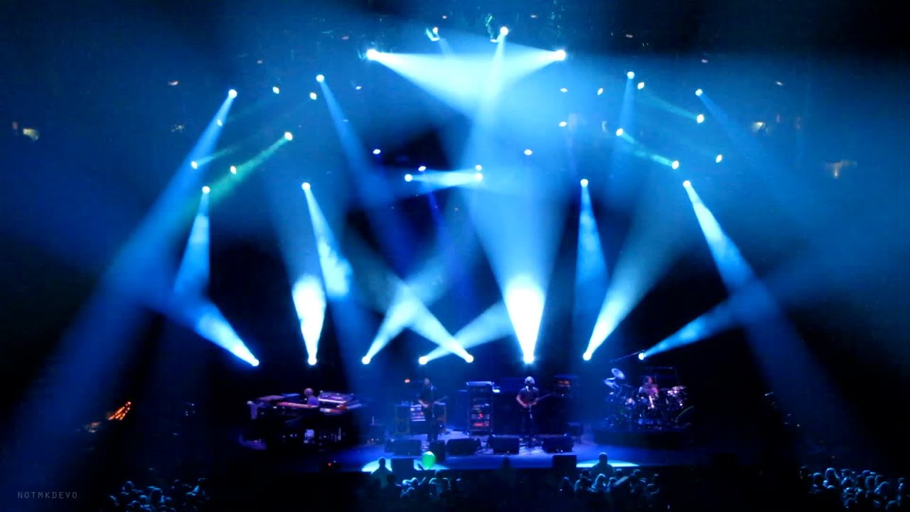 2010-10-26 - Verizon Wireless Arena; Manchester, NH (SET 2) [HD]