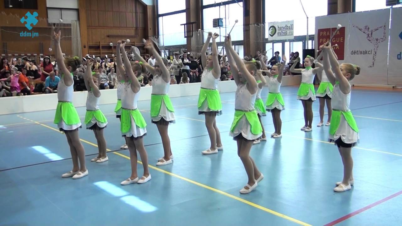 2016 04 03 / Děti v akci / 42 / Mažoretky DDM Jemnice Hvězdičky
