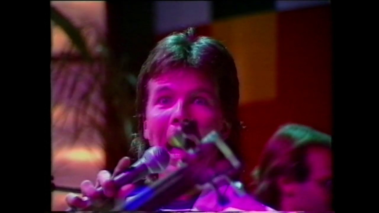Skyhooks - This Town is Boring