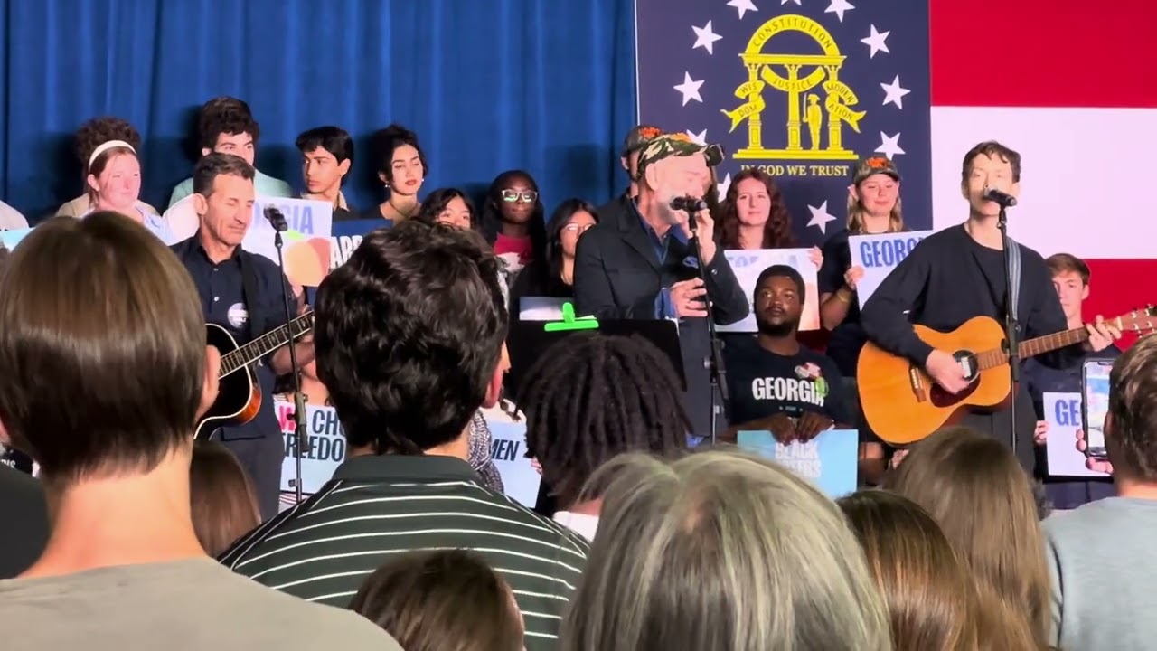 Michael Stipe performs Wendell Gee by REM with Andy LeMaster & David Barbe at Doug Emhoff Event