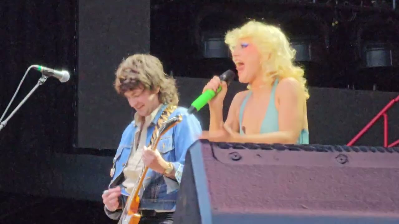 AMYL AND THE SNIFFERS - HERTZ - 12 Nov 2025, Melbourne MCG