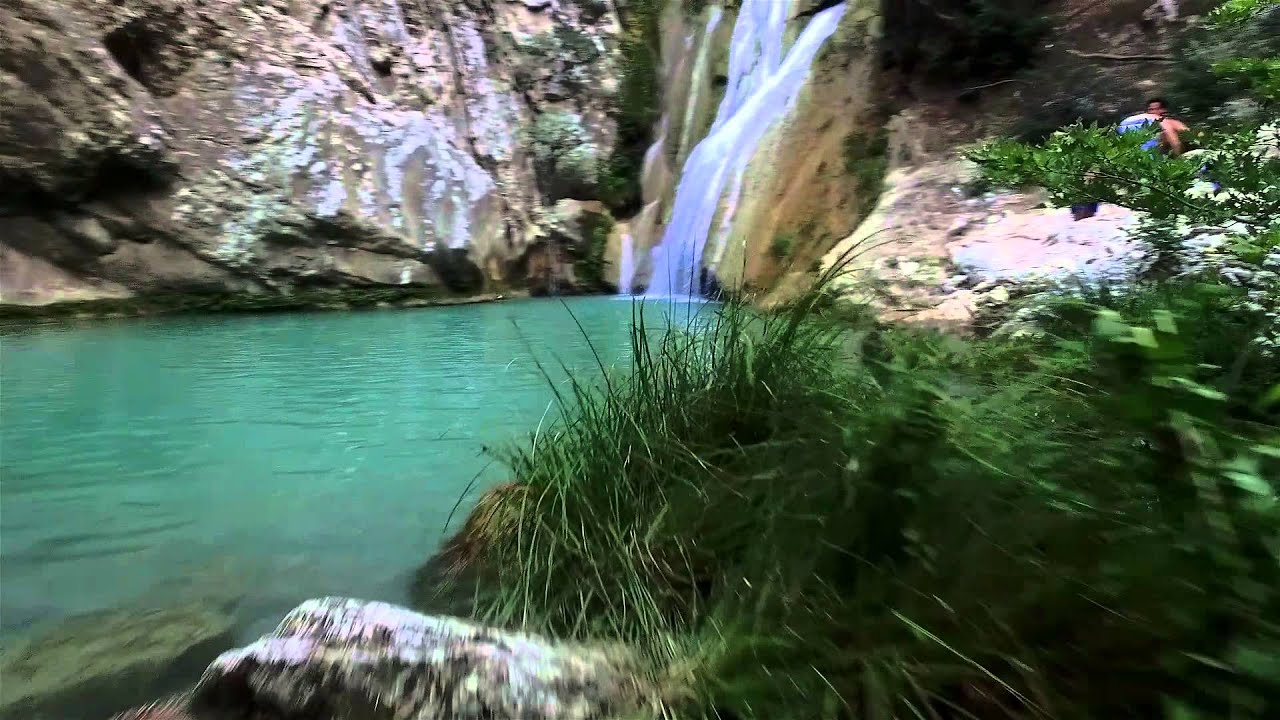 ΠΟΛΥΛΙΜΝΙΟ | με ένα  drone  | Messinia's best kept secret - Polilimnio waterfalls from the air