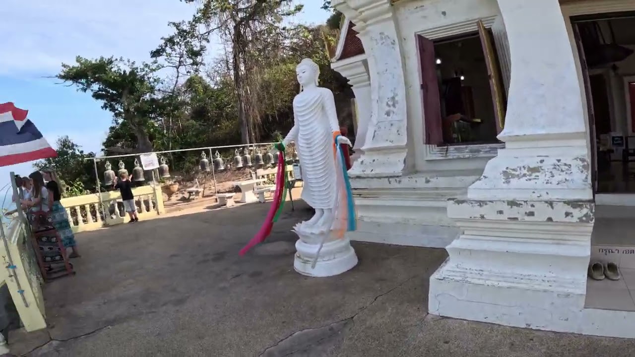 Hua Hin : Des singes en été.