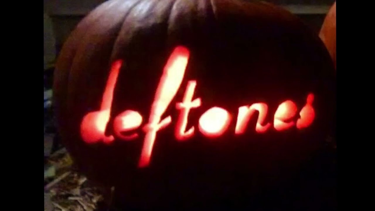 feiticeira - deftones (sped up)