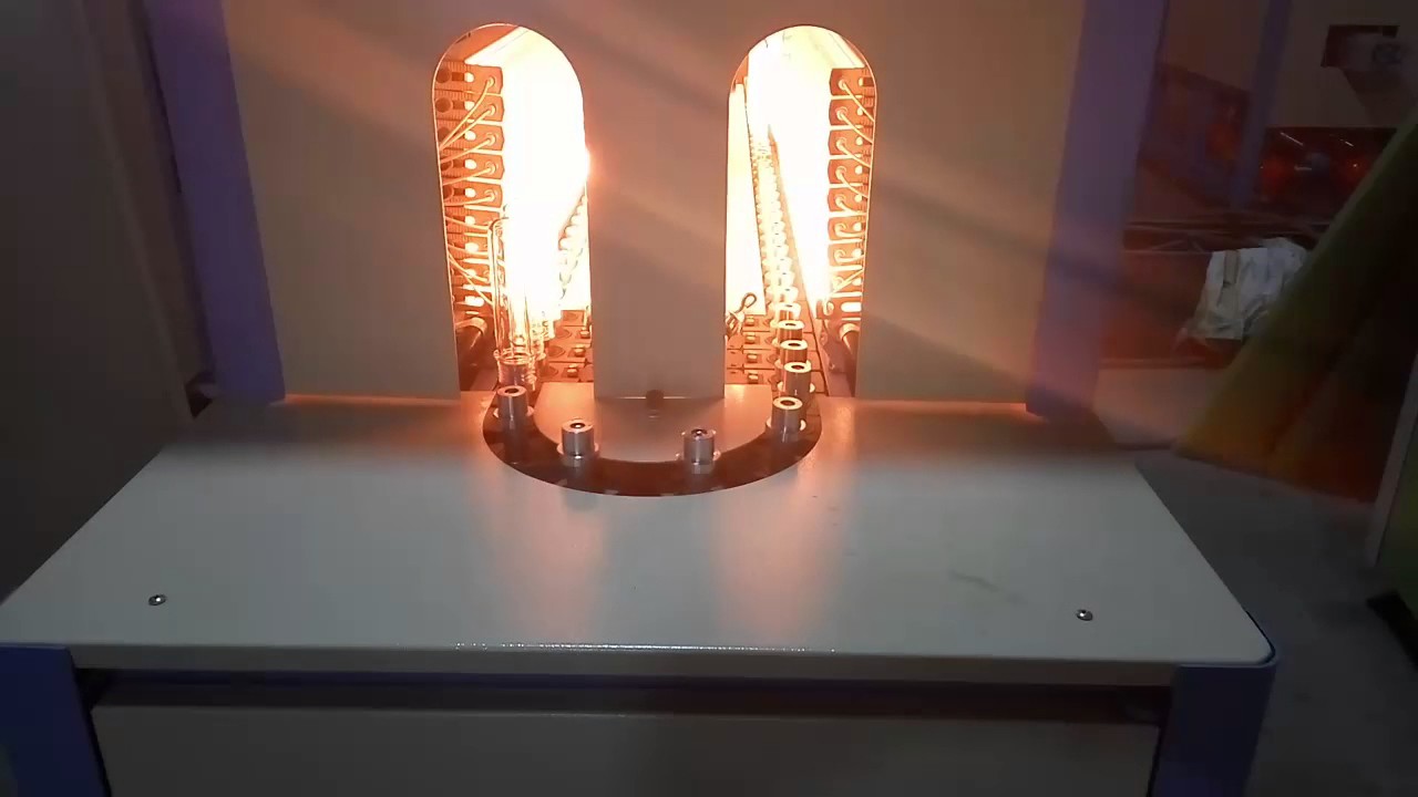 Sopladora de Botellas en PERU www.supraplas.com SUPRAPLAS