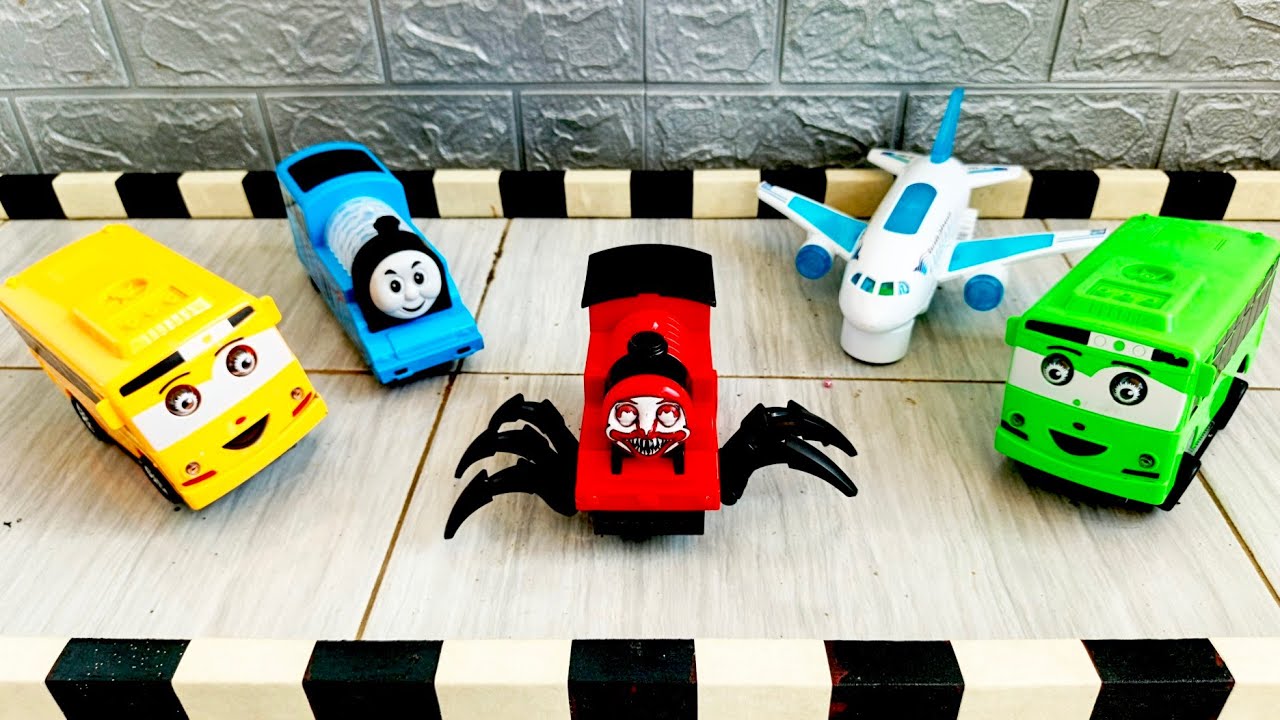Bermain Mobil Mobilan, Mobil Tayo, Kereta Tomas, Kereta Cho-Cho Charles, Pesawat Terbang 