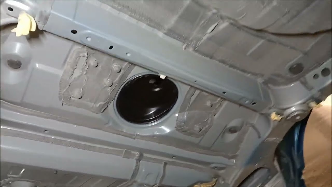 2021 Toyota Prius Cztery - renowacja. Część druga.