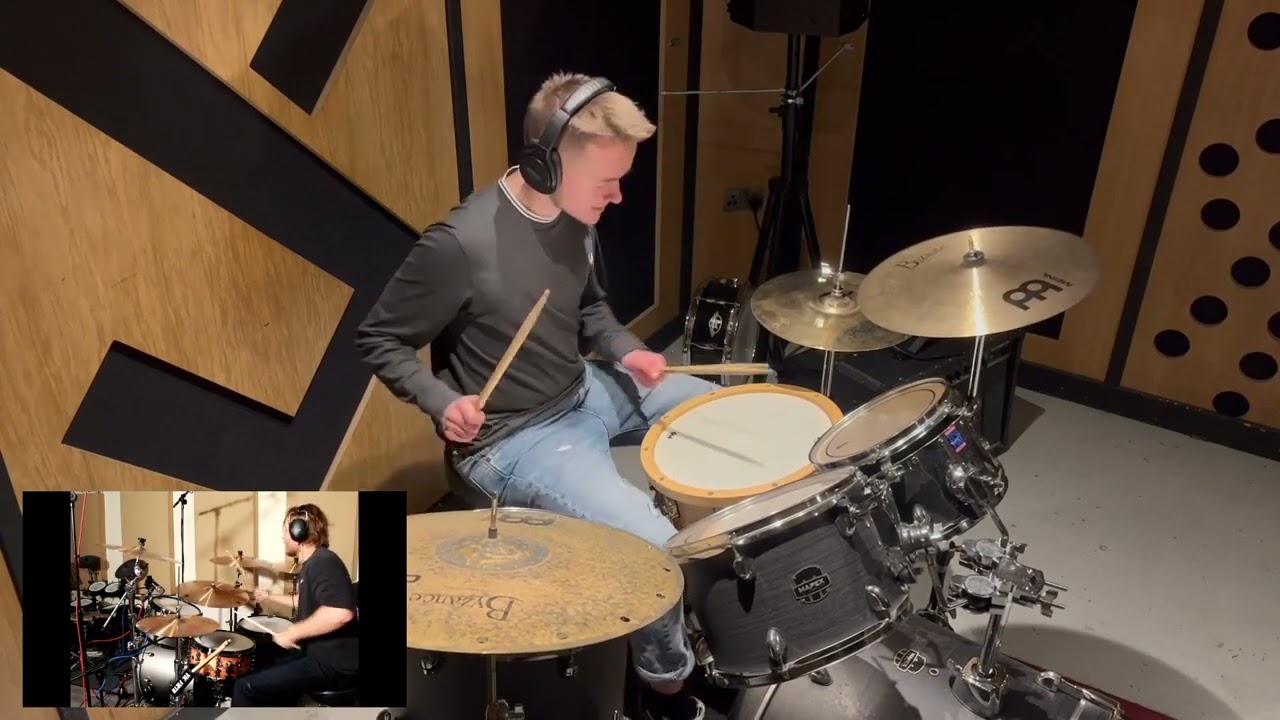 Hot House Music featuring #jakebarnabus from #hhmusicmanc and #charlielee from #hhmusicrotherham