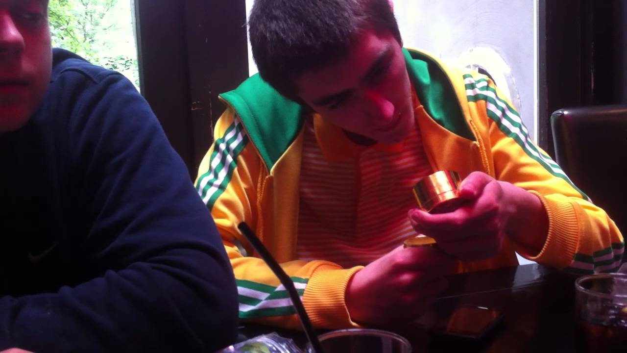 Barney's Uptown Amsterdam Session - BIG Joints!