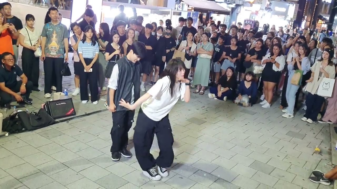 [STREET ARTIST] YU KAGAWA & HYOJIN. INTERACTIVE HONGDAE BUSKING. 230814.