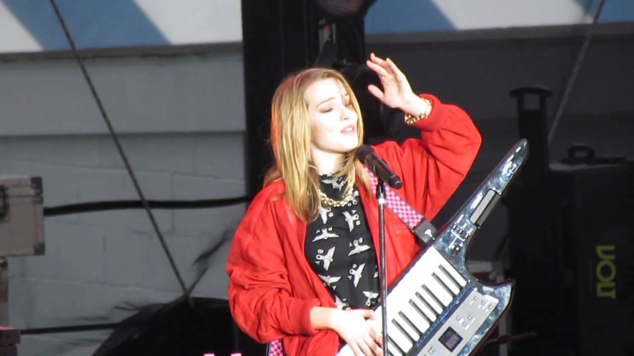 Bridgit Mendler - City Lights - Allentown, PA (8/28/13)