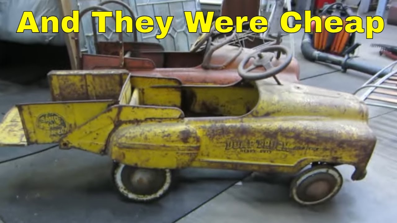 awesome Things Found at a Garage Sale