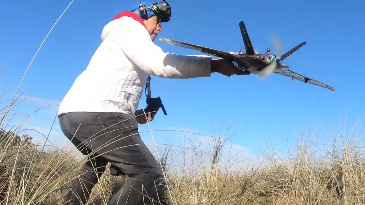 GOPRO 11  WITH FPV FOAM WING