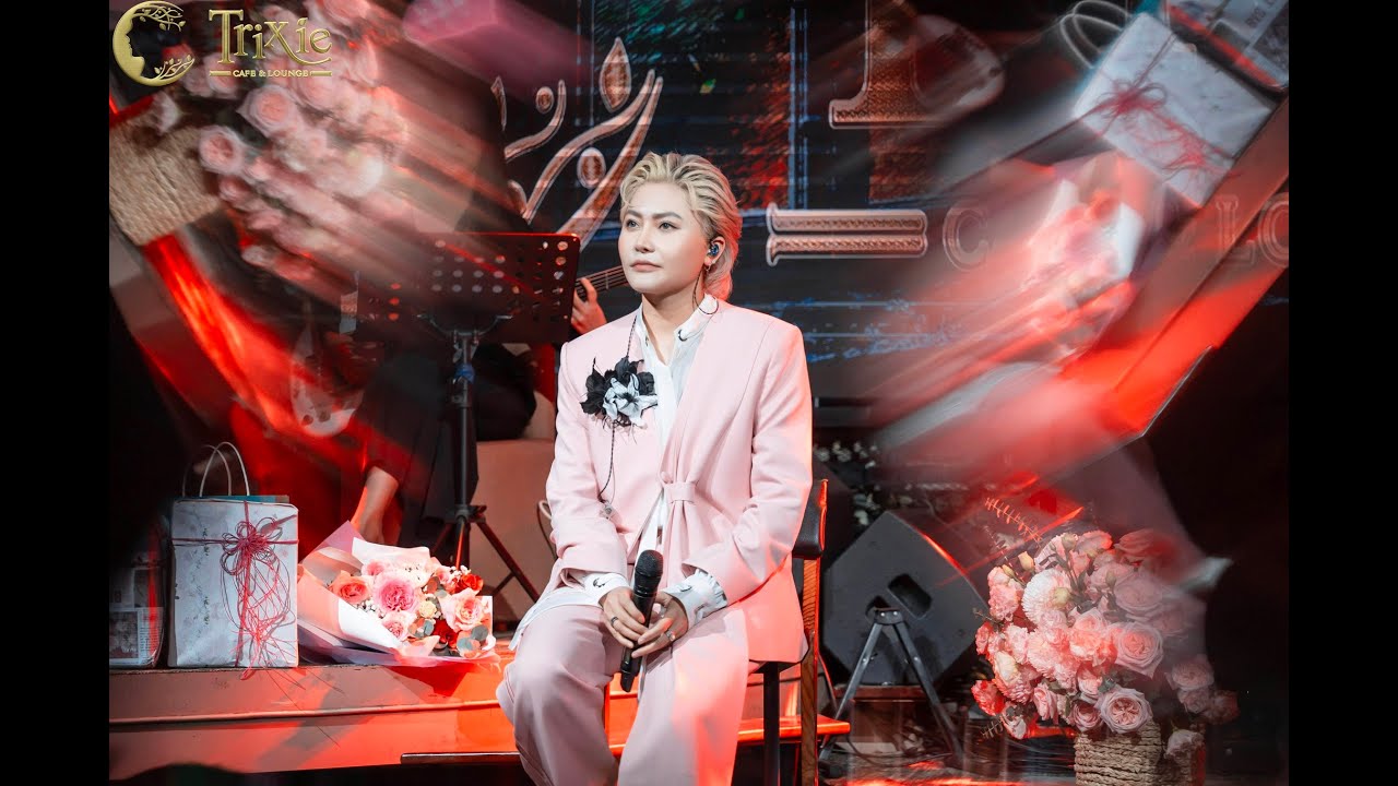LAO T&Acirc;M KHỔ TỨ - VICKY NHUNG LIVE AT TRIXIE