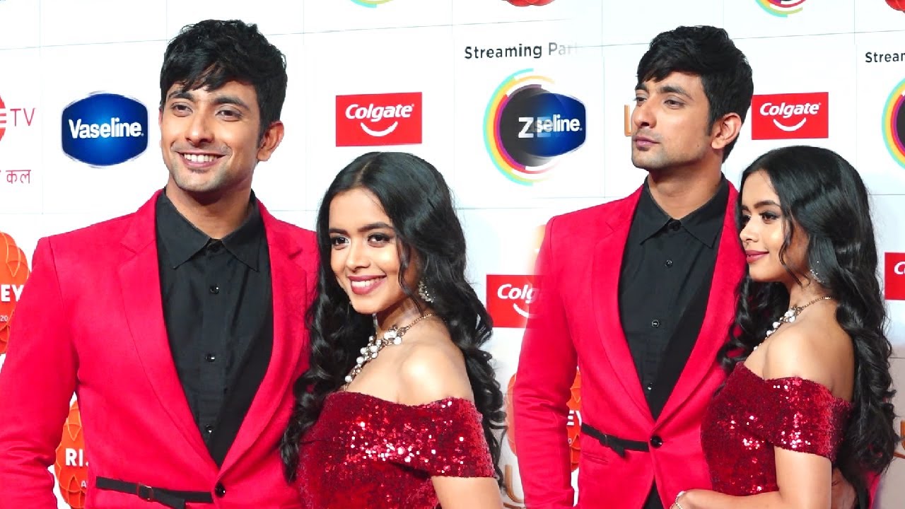Fahmaan Khan and Megha Ray At zee rishtey awards 2020 | Apna Bhi Time Aayega