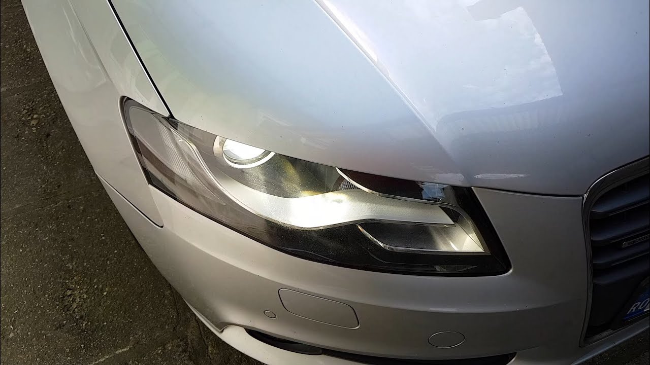 Audi A4 B8 - How to change Xenon headlight bulbs