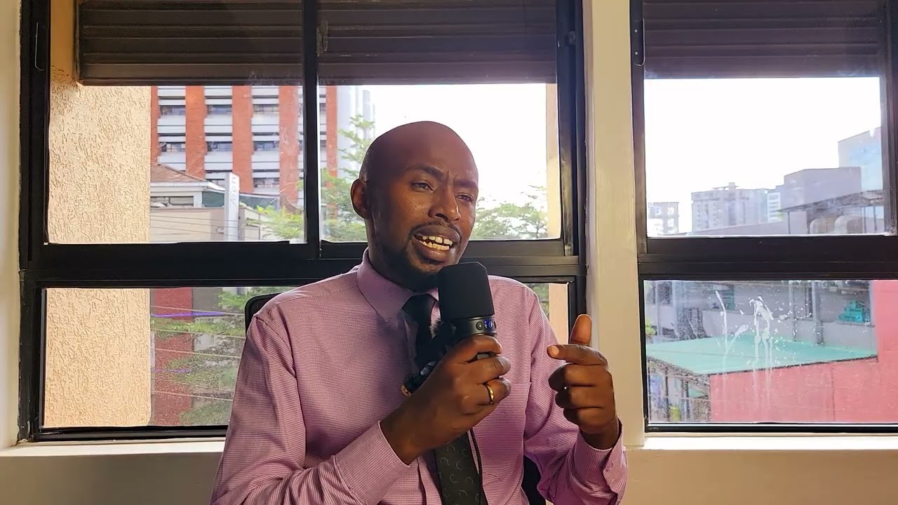Is your Lawyer An Advocate? What you need to know about the Lawyers, Advocates and Commissioners.