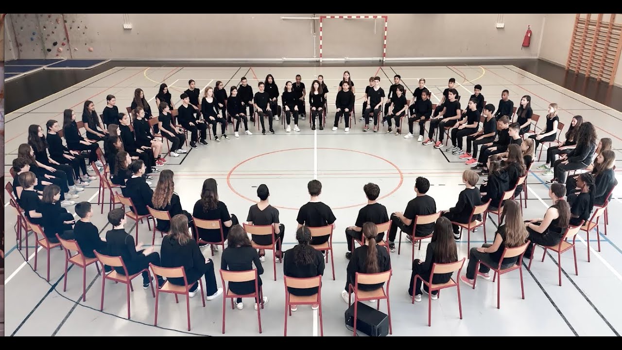 Cousin Sally Brown, Flynn Cohen - Collège Port Lympia, percussions corporelles