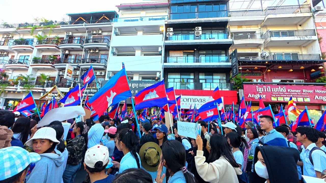 4K HDR: Walk For Peace in Phnom Penh city | Cambodia Needs Peace